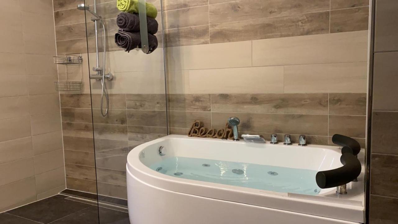 Stadtvilla Intzeplatz - Apartment Borkum Remscheid Ngoại thất bức ảnh