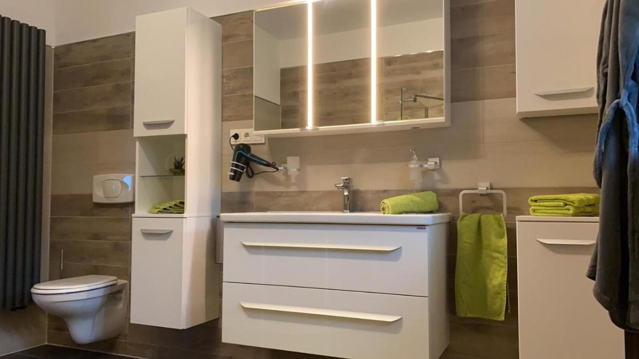 Stadtvilla Intzeplatz - Apartment Borkum Remscheid Ngoại thất bức ảnh