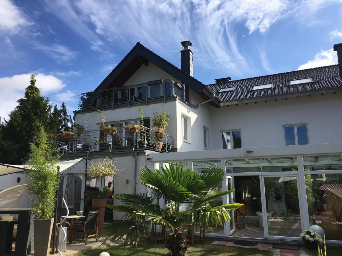 Stadtvilla Intzeplatz - Apartment Borkum Remscheid Ngoại thất bức ảnh